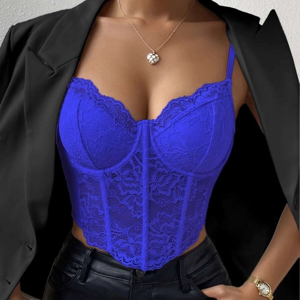 Luxe Floral Lace Corset Crop Top - Picture 5 of 15